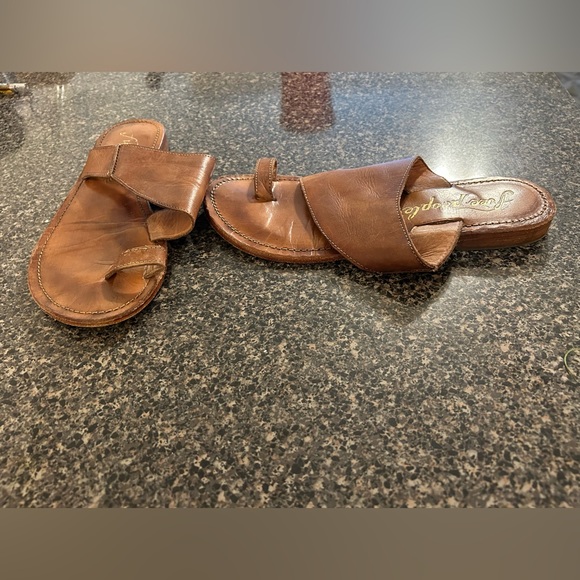 Free People Tan Leather Sandals - Picture 3 of 13
